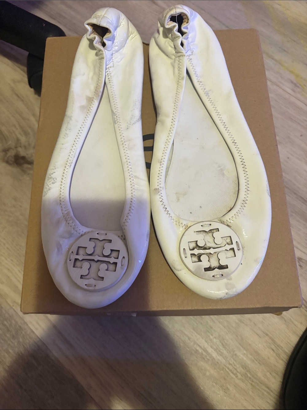 White Women's Leather Ballet Flats with Logo Medallion